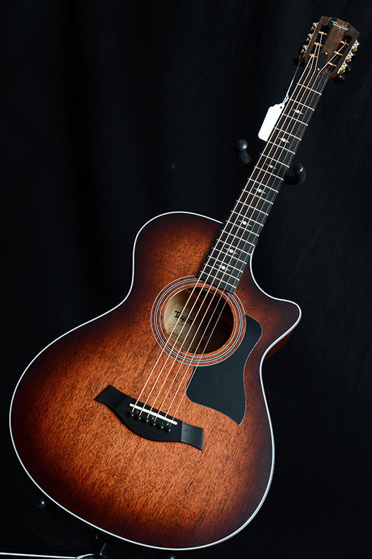 Taylor 322ce 12-Fret V Class