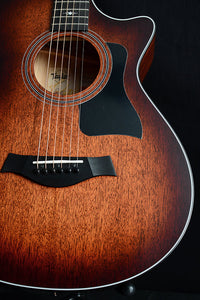 Taylor 322ce 12-Fret V Class